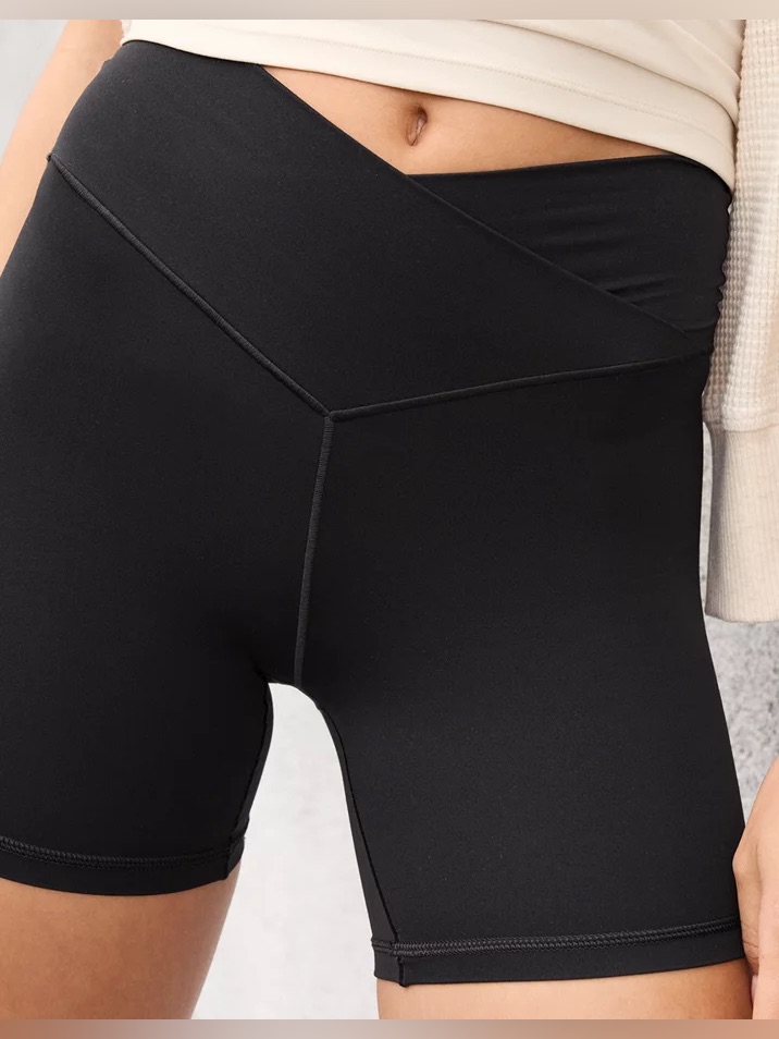 Offline By Aerie Real Me Xtra High Waisted Crossover Bike Shorts Black Size Sml